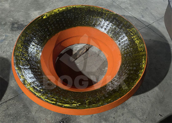 MCC1300 Bowl Liner e mantello per la frantumazione a cono ampiamente utilizzati nelle grandi miniere